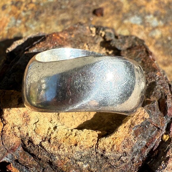 Vintage Sterling Silver Wavy Band ring Size 11 - Picture 1 of 8